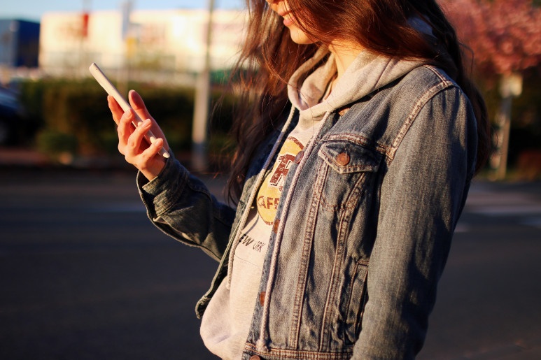 Tips for creating engaging video content online